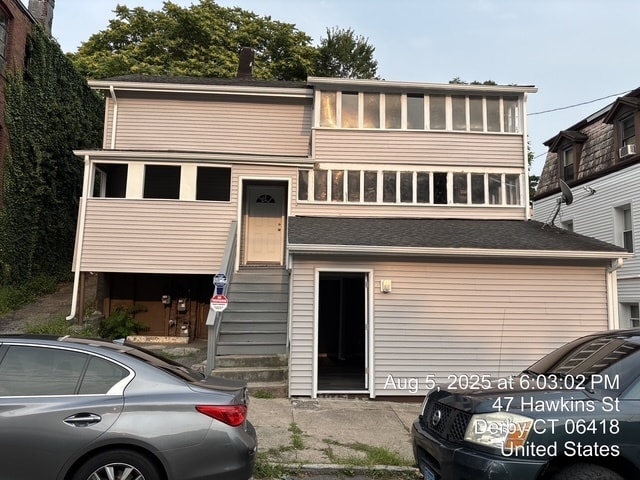 Primary Photo - 47 Hawkins St