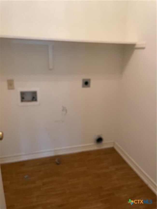 Building Photo - 111 Jocelyn Cir