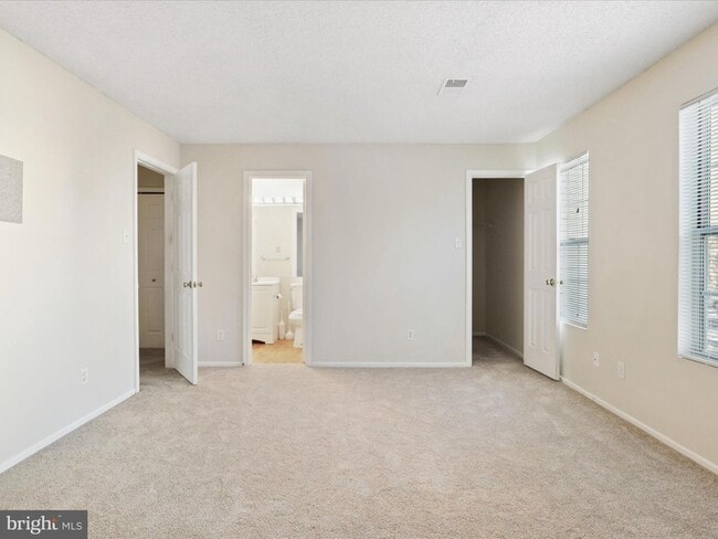 Building Photo - 1108 Huntmaster Terrace NE