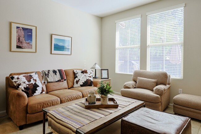 Building Photo - Fully Furnished 2-Bed, 2.5-Bath Home with ...