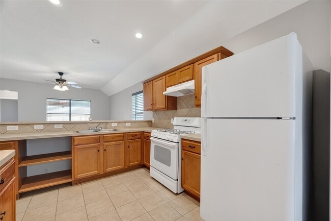 Building Photo - 9807 Tawny Trace Ct