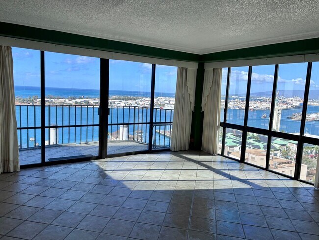Building Photo - Available Now | 2 Bedroom, 2 bathroom, 1 a...