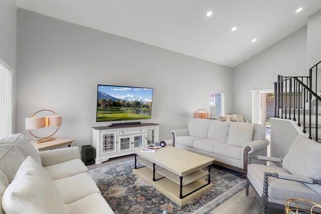 Living Room - 40605 Ventana Ct
