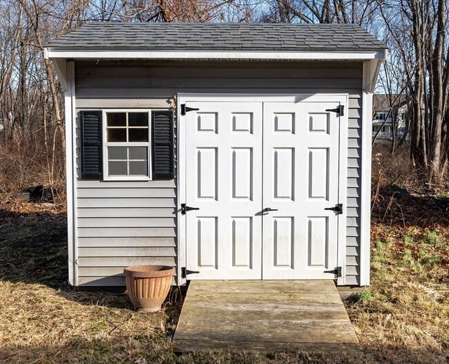 Building Photo - 117 Pilgrim Rd