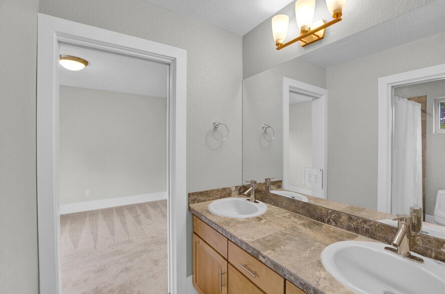 Building Photo - Contemporary Whittier home with wraparound deck