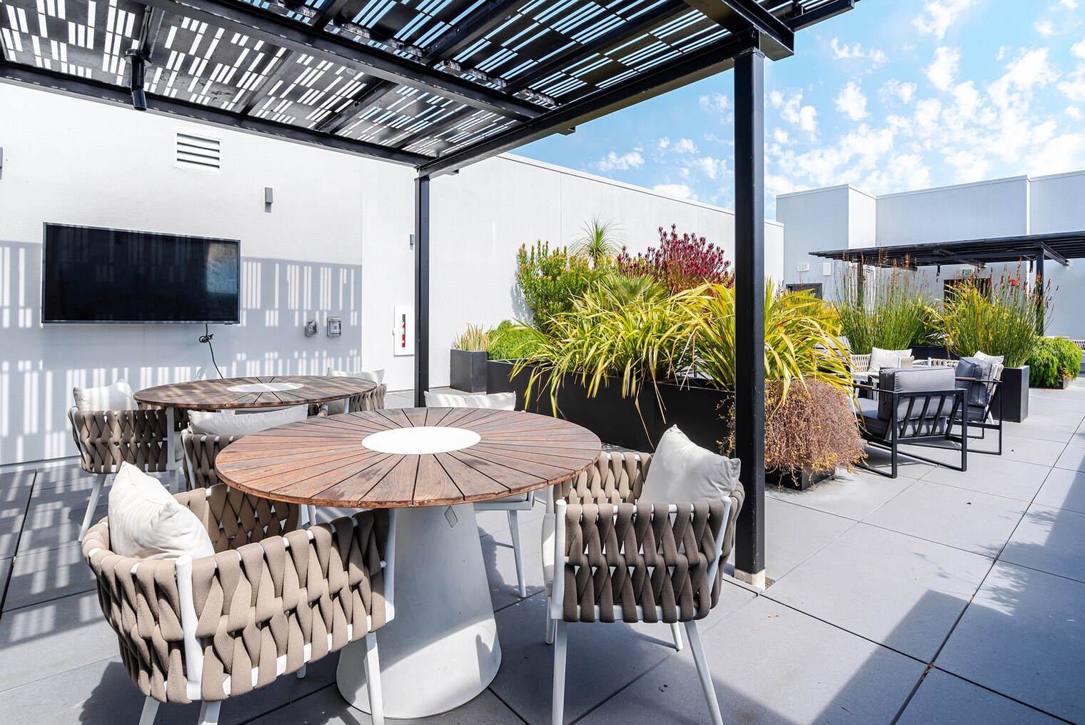 Building Photo - 1288 Howard St