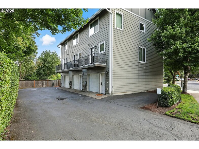 Backyard - 895 SW 170th Ave