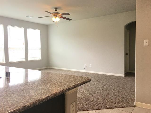 Building Photo - 9410 Smoke Tree Dr