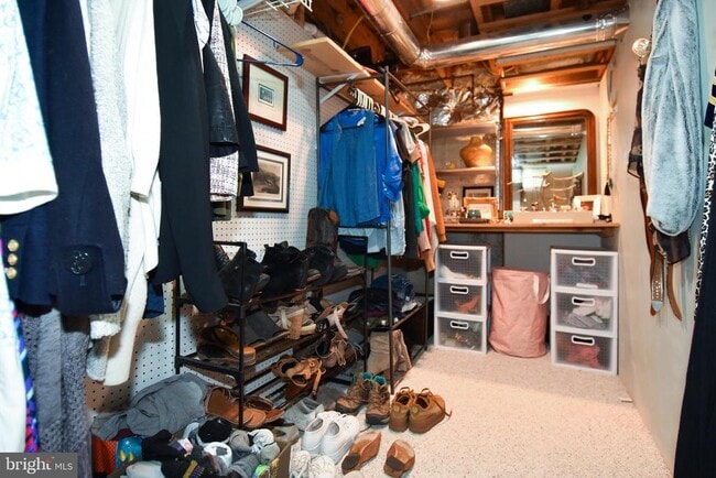 Building Photo - 6246 22nd Rd N