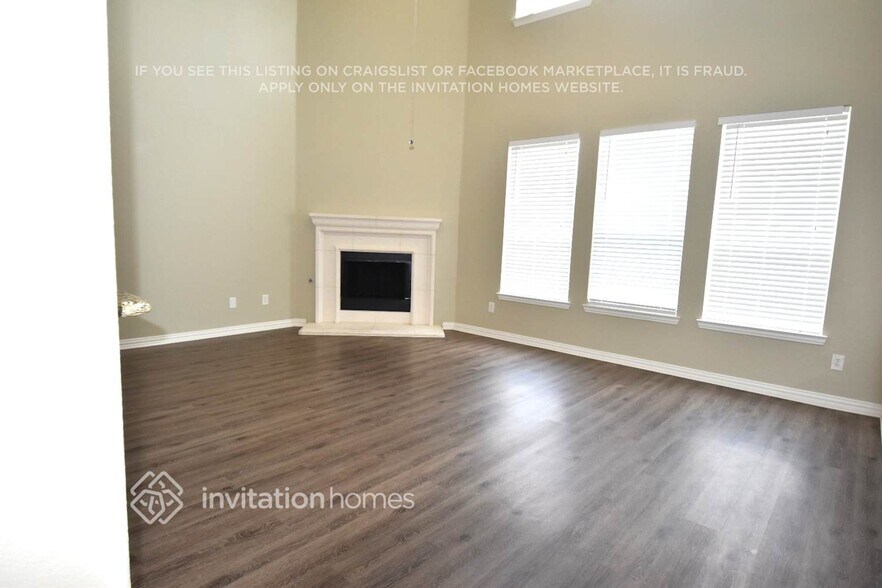 Building Photo - 636 Shire Way