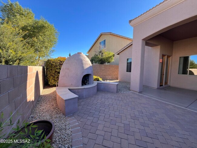 Building Photo - 13451 E Ace High Dr