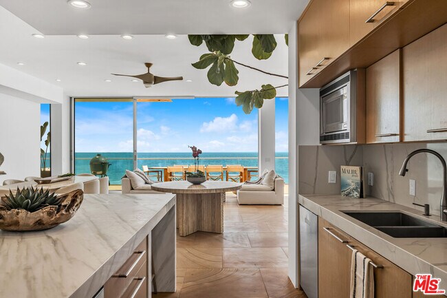 Building Photo - 25102 Malibu Rd