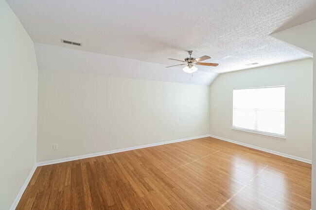 Building Photo - 11925 Misty Pine Ct