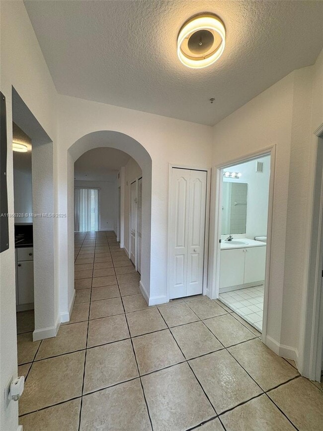 Building Photo - 17620 NW 73rd Ave