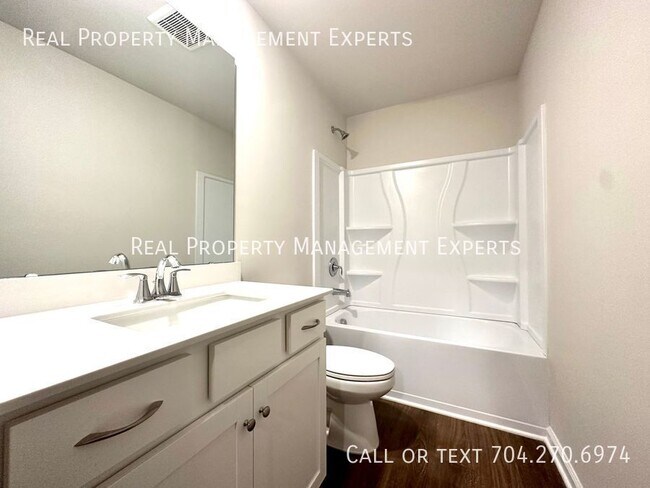 Building Photo - 13123 Cottage Crst Ln