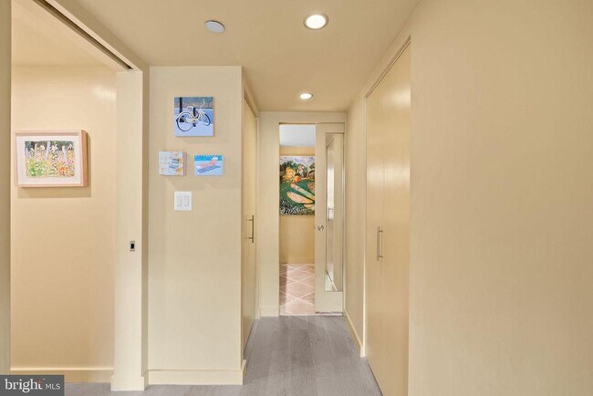 Building Photo - 1401 17th St NW