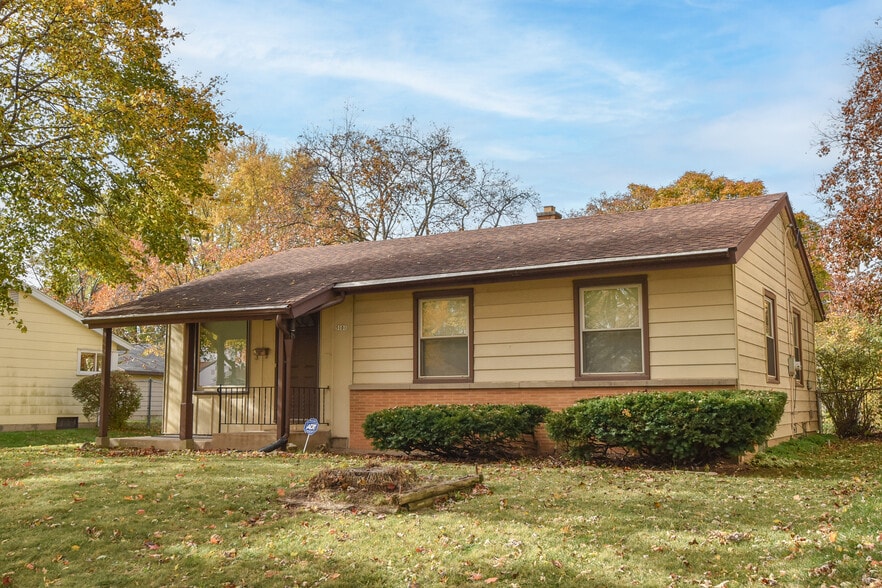 Primary Photo - 5101 N 83rd St