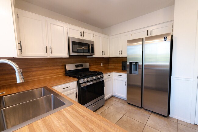 Building Photo - 1606 Gatlinburg Dr