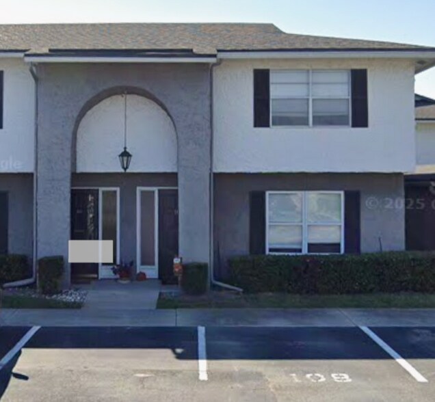 Building Photo - 695 A1A North