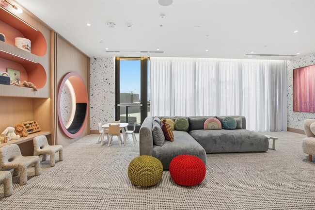 Building Photo - 3015 S Ysabella Ave