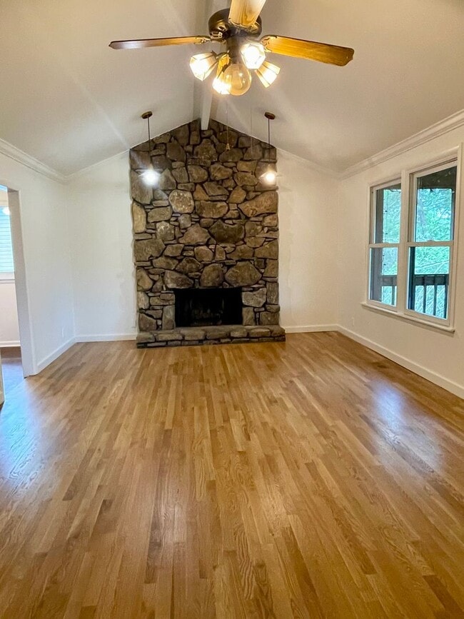Building Photo - 6808 River Ridge Dr