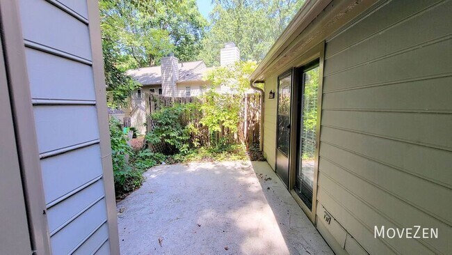 Building Photo - 1313 Dylan Heath Ct