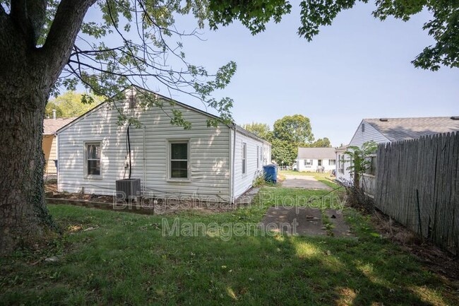 Building Photo - 4340 Merrydale St