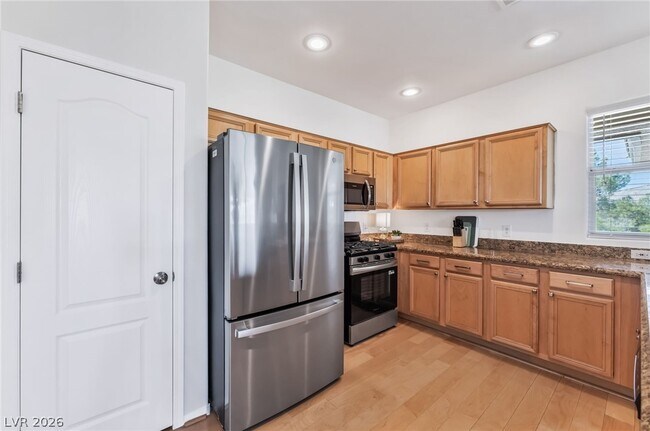Building Photo - 904 Duckhorn Ct