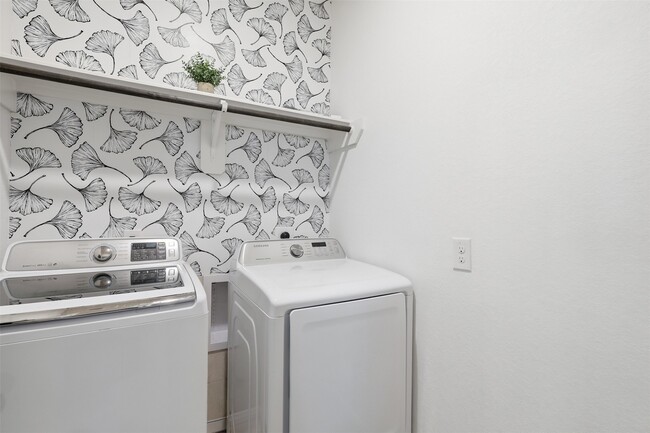 Building Photo - 23207 Verona View Ln