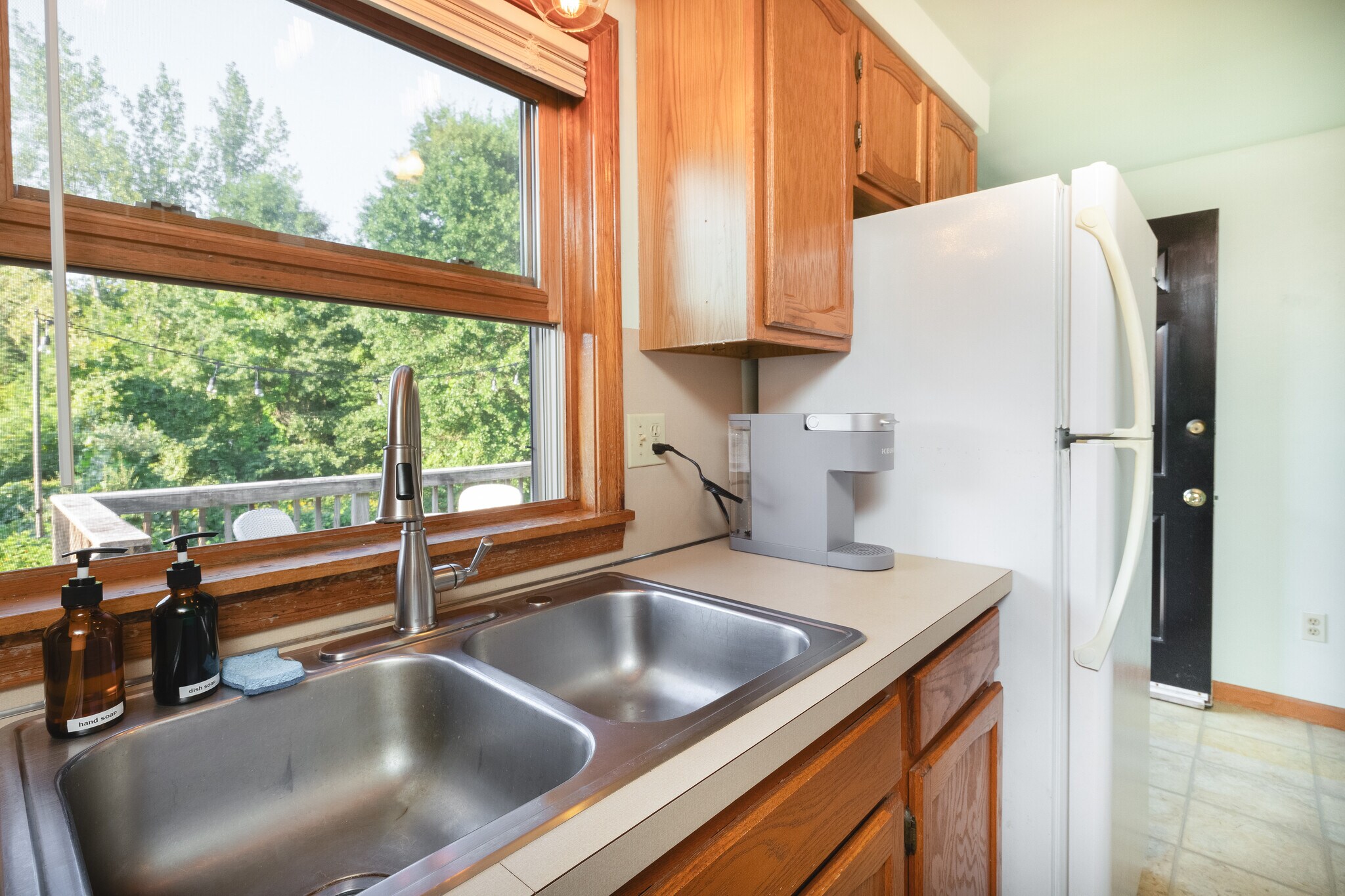 Building Photo - 65 Whately Rd