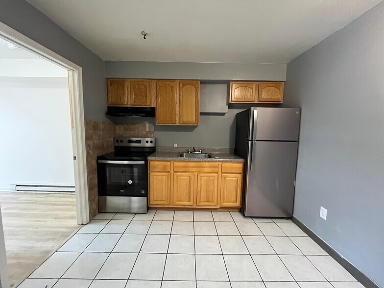 Building Photo - 15 Bergen Ave