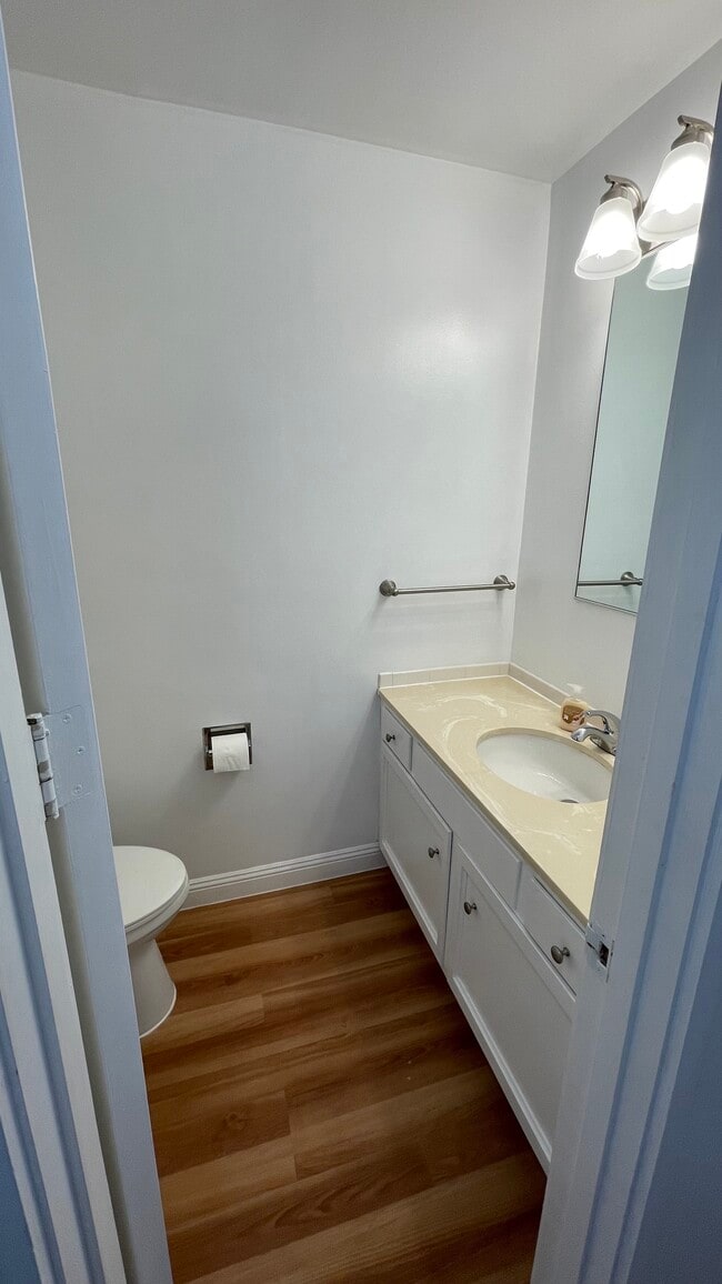 Guest bathroom - 5074 Diamond Heights Blvd