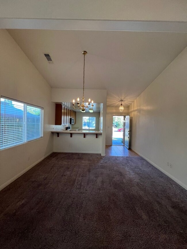 Building Photo - 6615 Silver Moon Dr