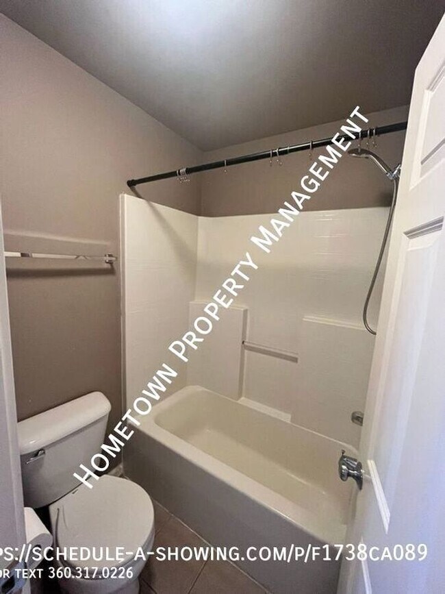 Building Photo - 7011 Prism St SE