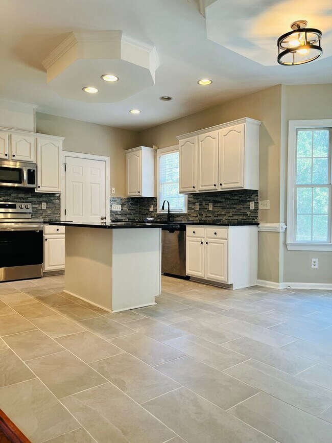 Building Photo - 100 Williamston Ridge Dr
