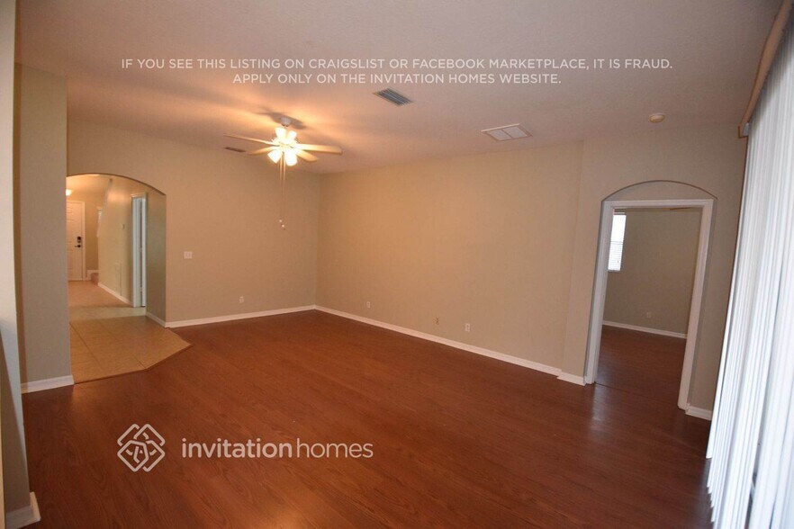 Building Photo - 11703 Summer Springs Dr