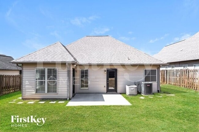 Building Photo - 1017 Emerald Ridge Dr