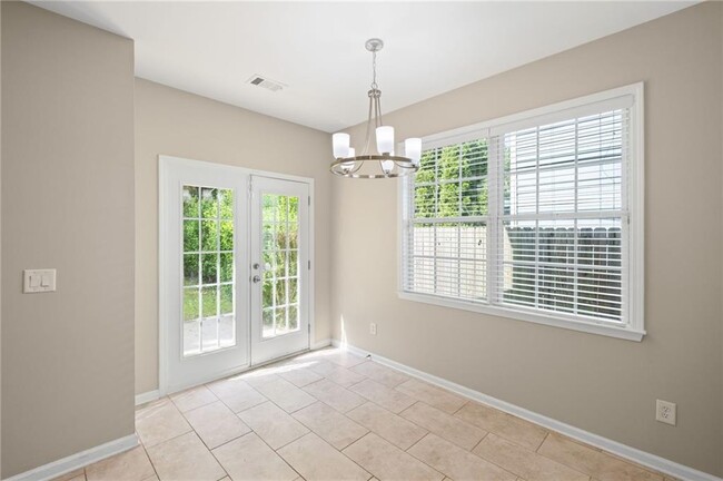 Building Photo - 1346 Dukes Creek Dr