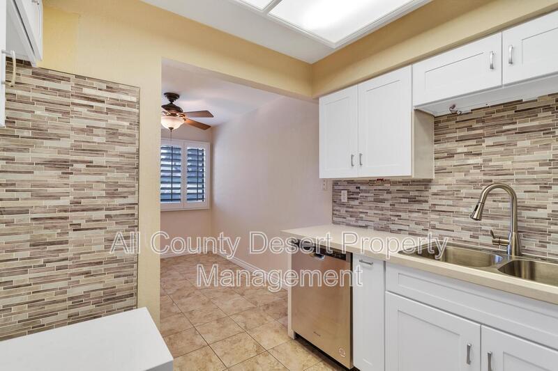 Building Photo - 73885 Saquaro Ct