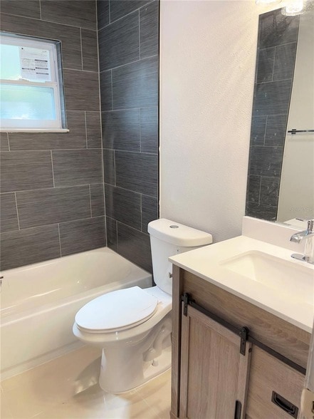 Building Photo - 7919 Lakeshore Dr