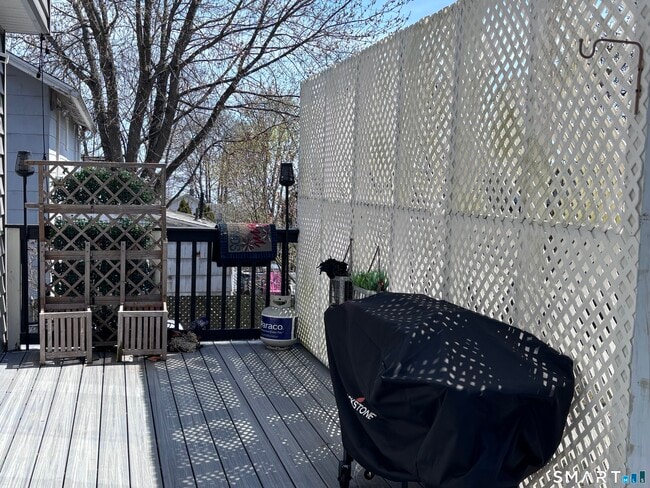 Building Photo - 94 Prospect Ave