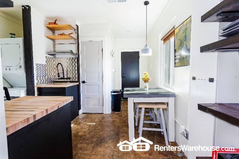 Building Photo - 958 Smith St SW