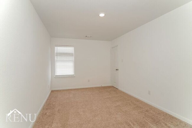 Building Photo - Coming Soon!