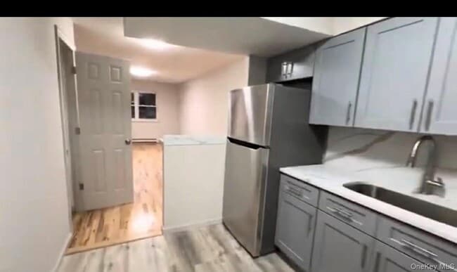 Building Photo - 78-07 24th Ave