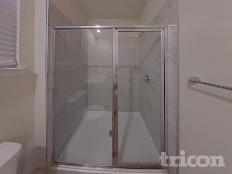 Building Photo - 1021 Bandon Dr