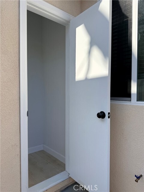 Building Photo - 408 Almond Ave