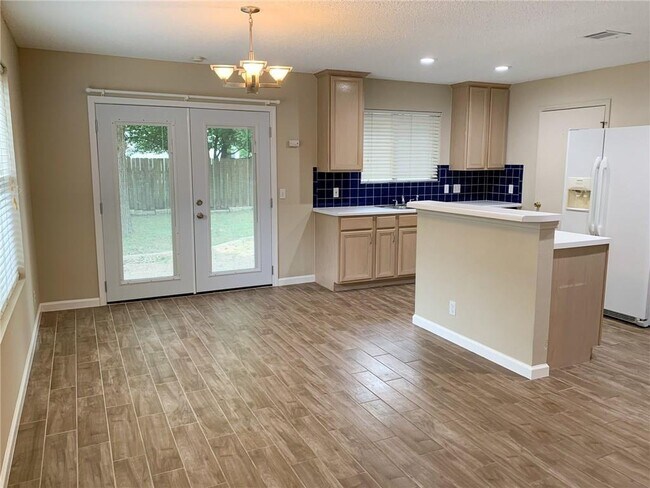 Building Photo - 9617 Copper Creek Dr