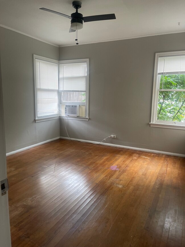 Building Photo - 254 Rosebud Ave