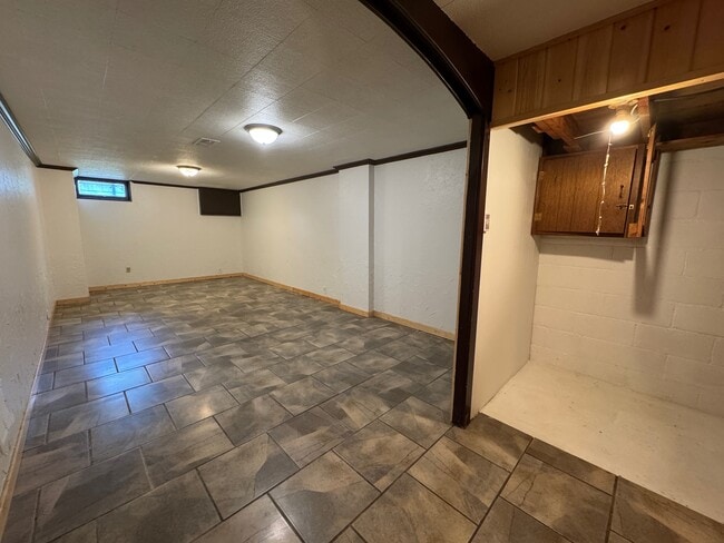 Building Photo - 2614 McKinney Lake Rd