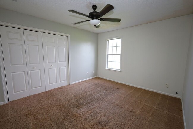 Building Photo - 3880 Trotters Ridge Cir